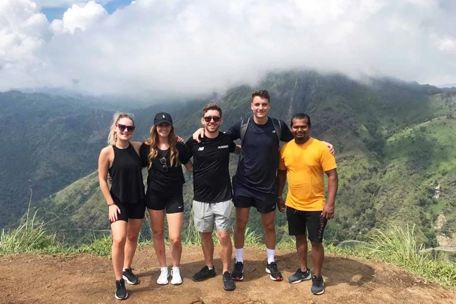 14 Days South West Culture and Coast Tour Package with Hotels